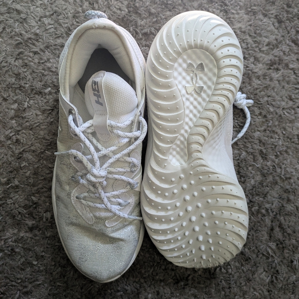 Under Armour Harper 8 Men 8.5 Turf baseball training shoes in white 032026 - Picture 1 of 8